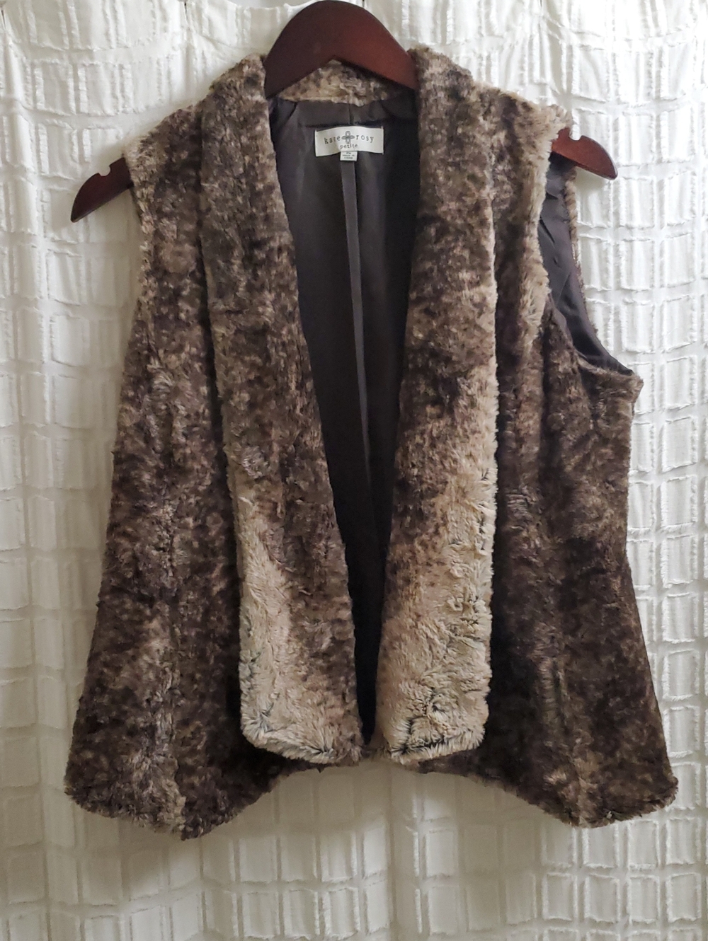 Lush & Frosty Faux Fur Open-Front Vest - Brown